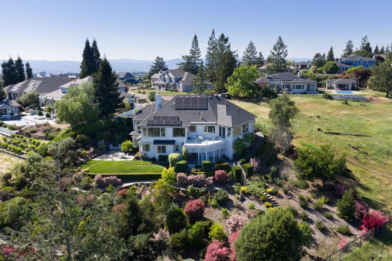 3682 Rocky Knoll Way