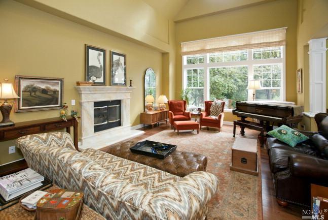 2836 Canyonside Dr.
