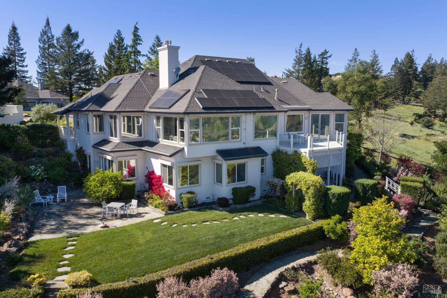 3682 Rocky Knoll Way