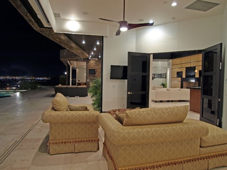 569 Lairmont Place
