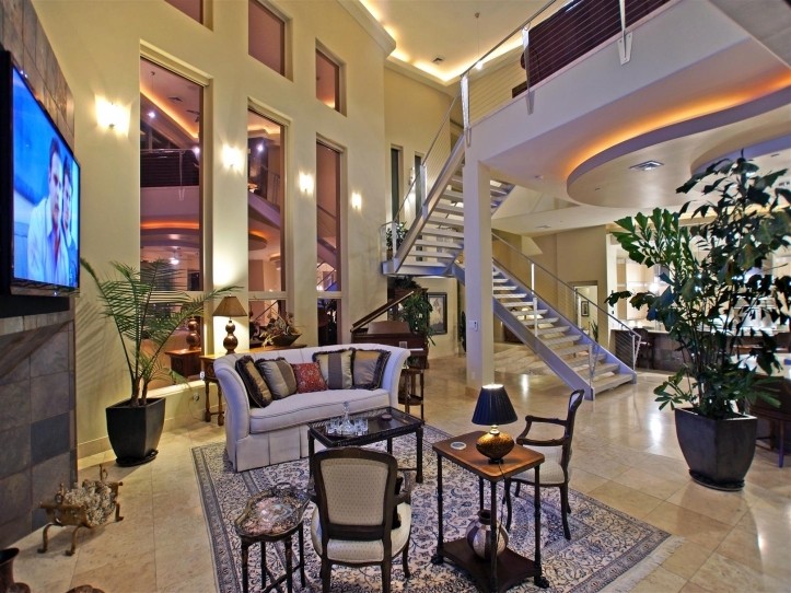 1569 Foothills Village Dr