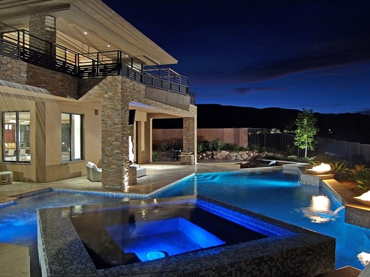 82 Meadowhawk Lane