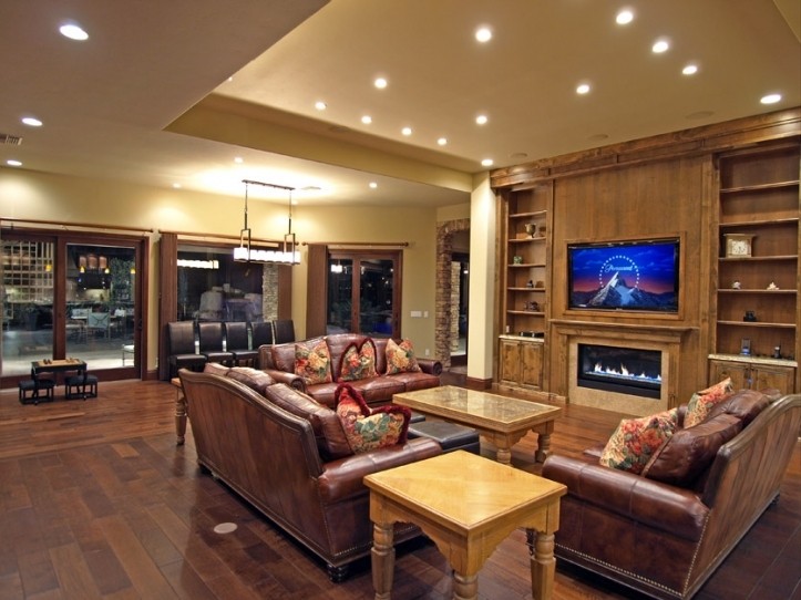 31 Hawk Ridge Dr