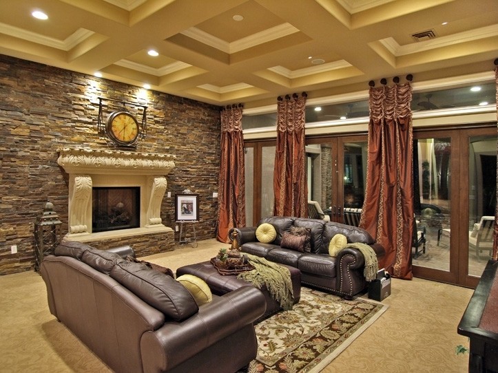 32 Skybird Court