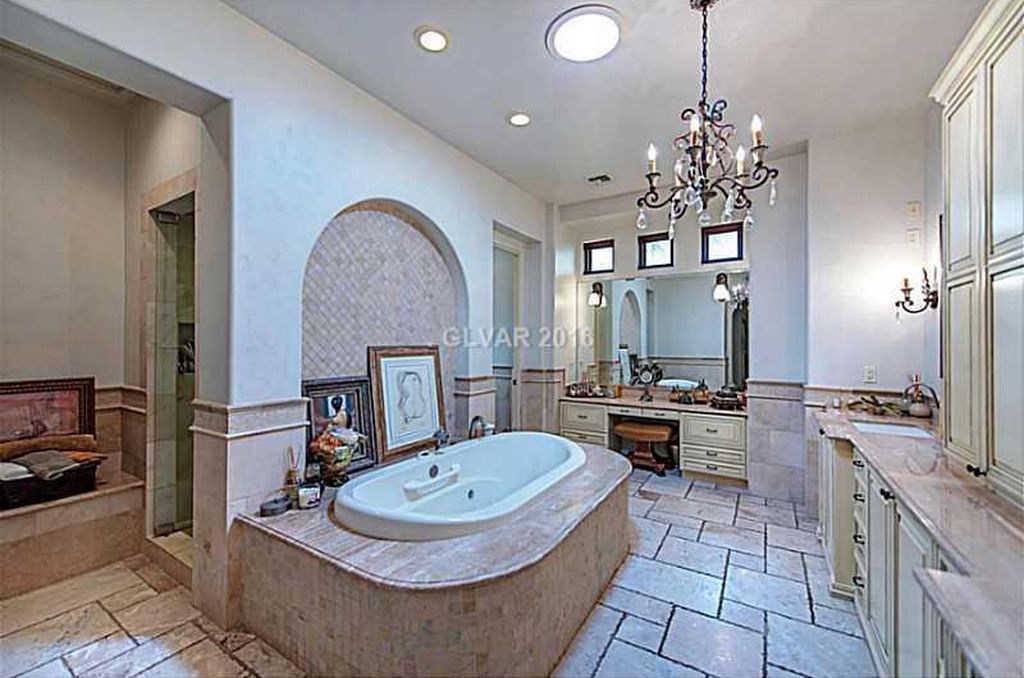 2931 Brighton Creek Court