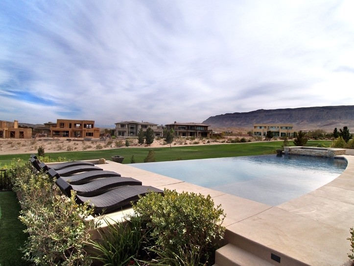 27 Skybird Court