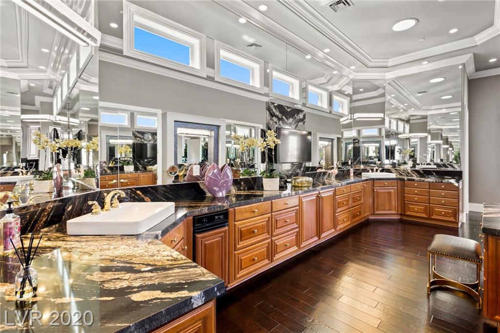 1508  View Field Court