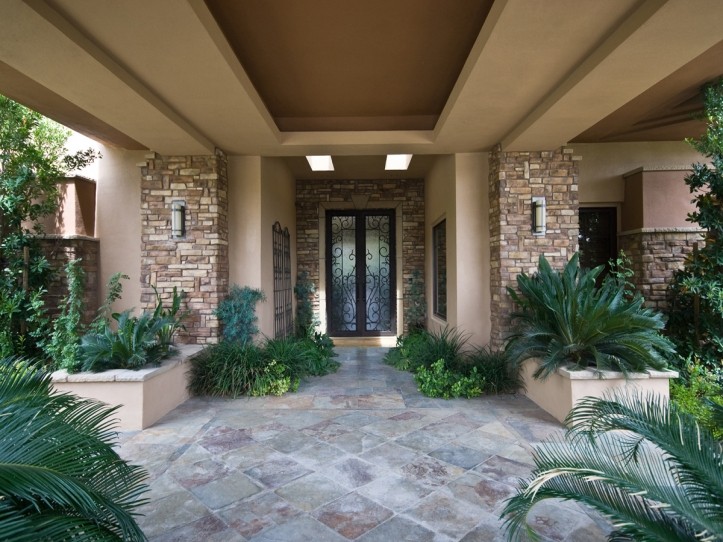 15 Wild Ridge Court