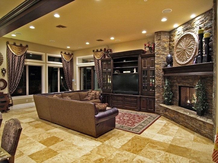 32 Skybird Court
