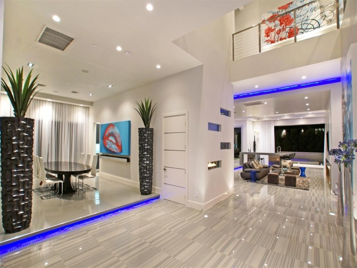 65 Meadowhawk Lane