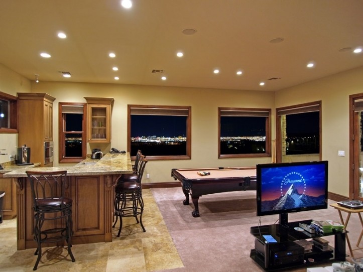31 Hawk Ridge Dr