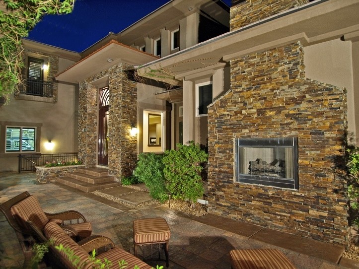 32 Skybird Court
