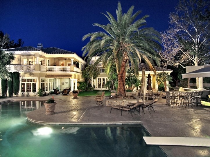 1905 Redbird Drive