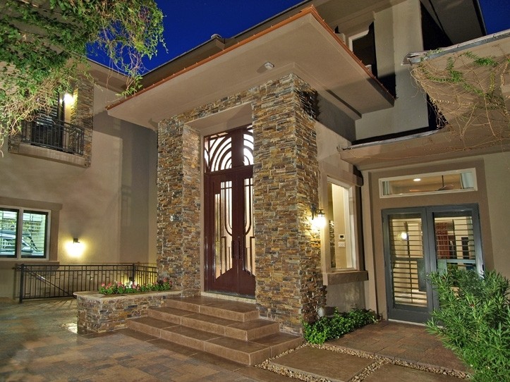 32 Skybird Court
