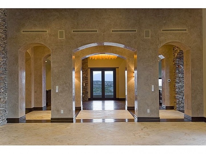 5 Promontory Pointe