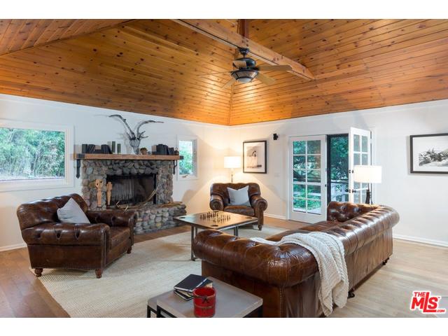 2265 Nichols Canyon