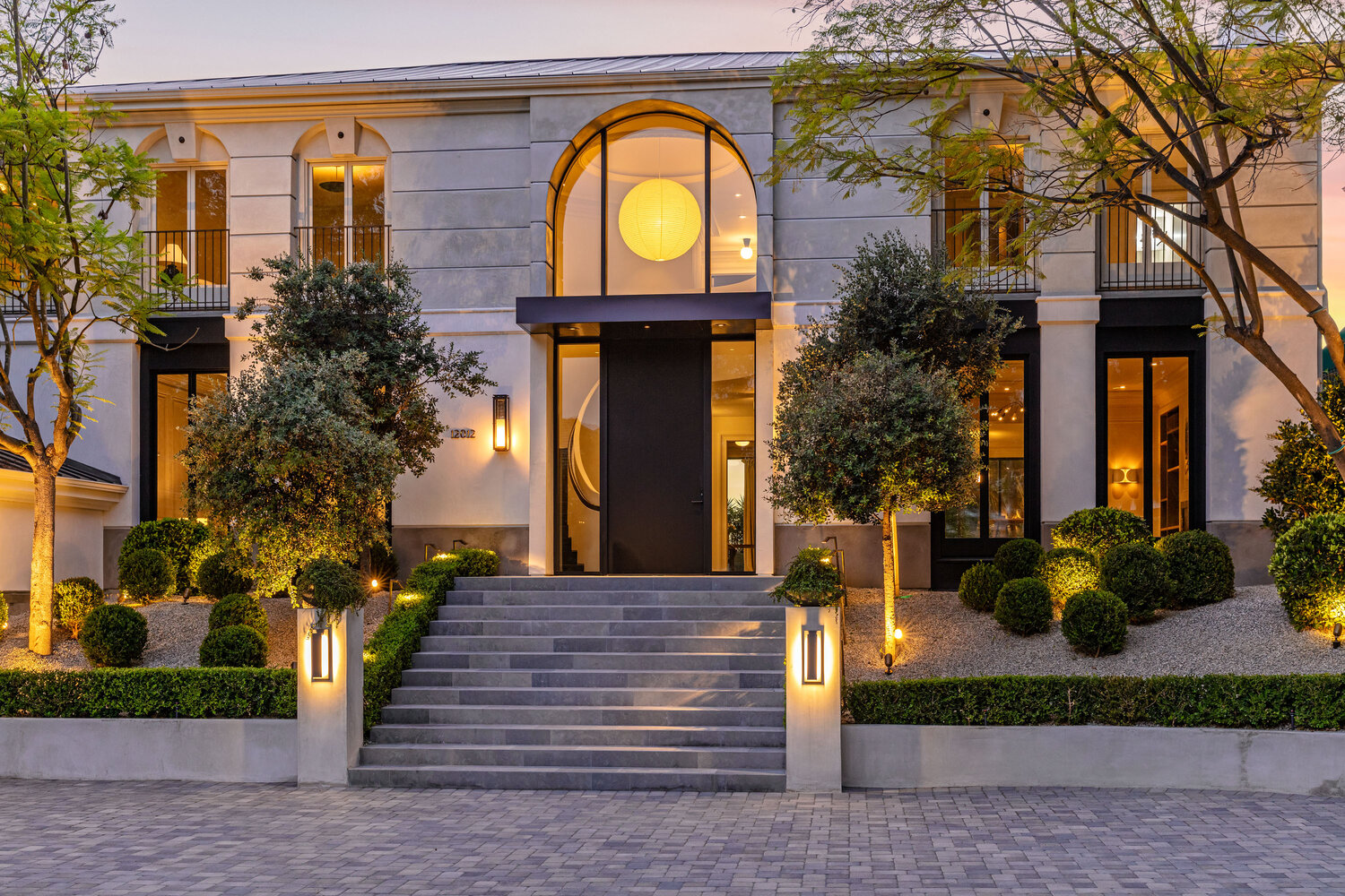 12012 Crest Ct