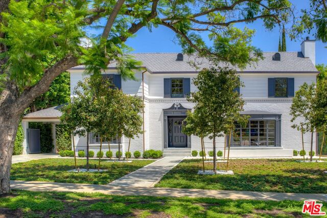 714 N. Oakhurst Drive