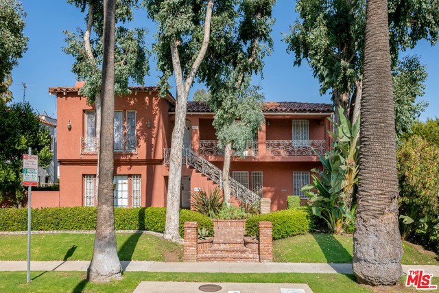 462 / 464 S. Palm Drive
