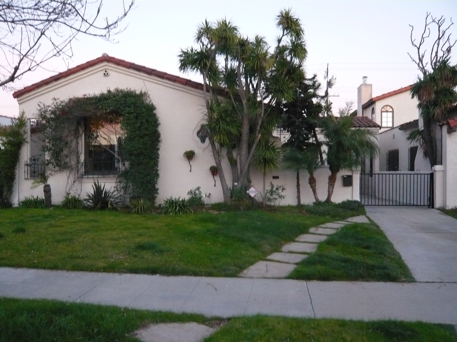 324-s-clark-drive-beverly-hills-ca-90211
