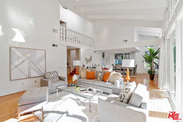 9920 Lancer Court