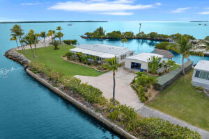 76 Ocean Dr