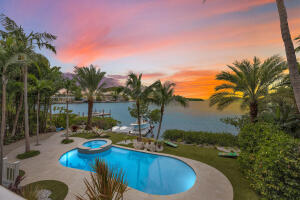 116 Gulfside Dr