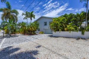 1163 E Caribbean Dr