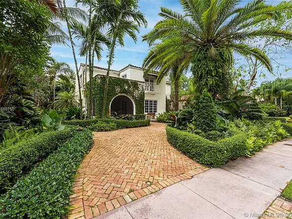 816 Castile Ave