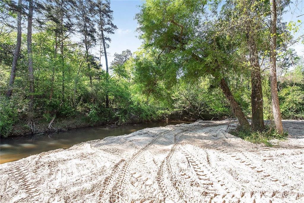 79213 Albert Thompson Road