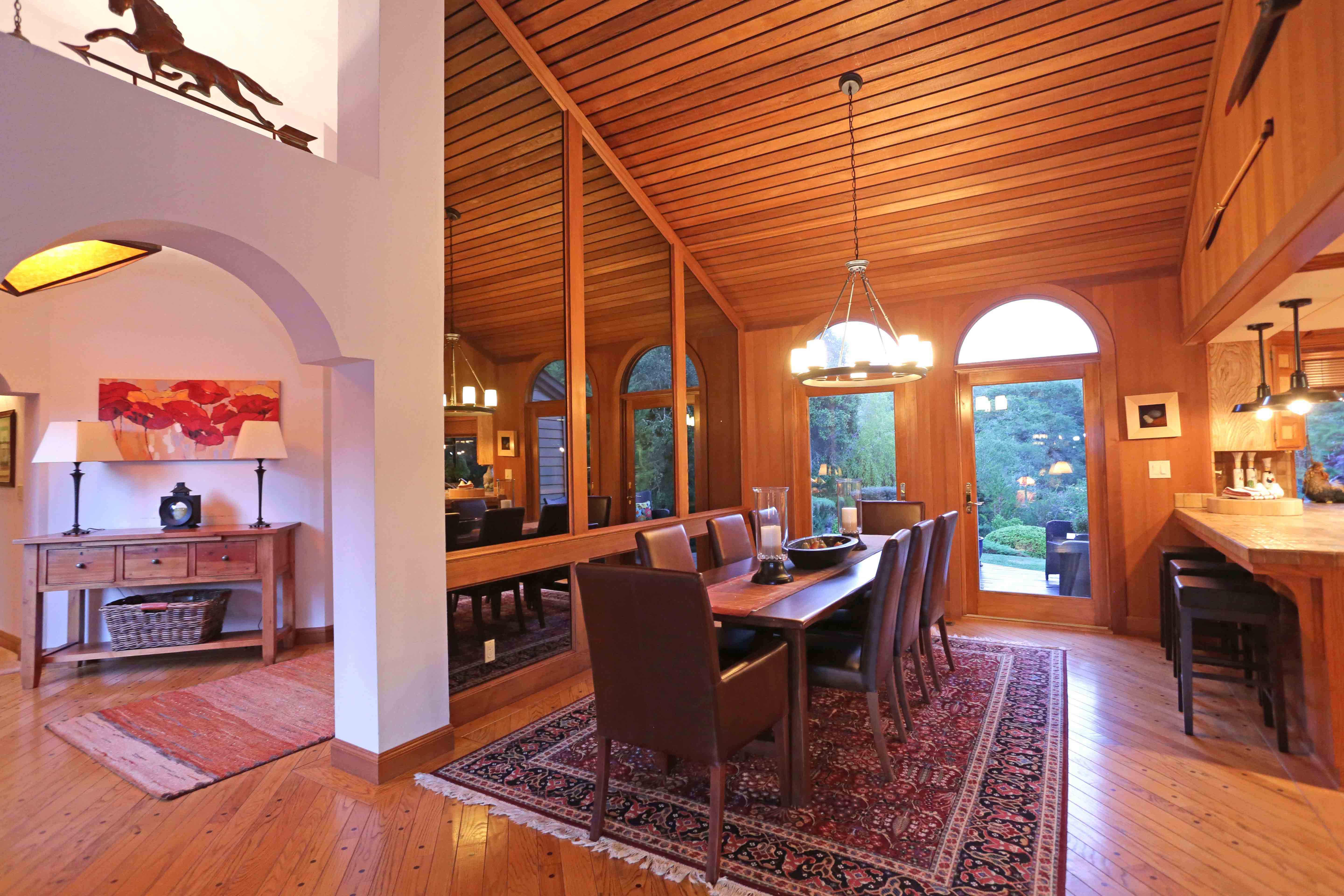 1115 Bohemian Lane