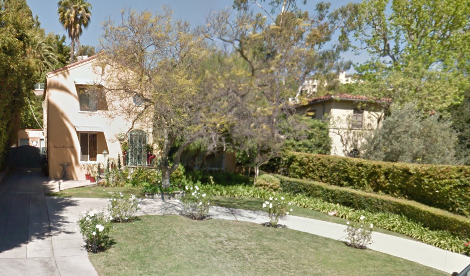 1172 N Doheny Drive