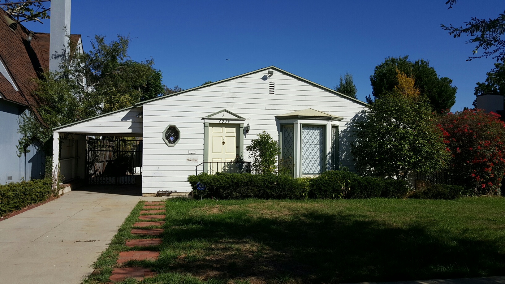 2035 Thayer Avenue
