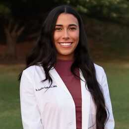 Jennifer DeMoura Profile Photo