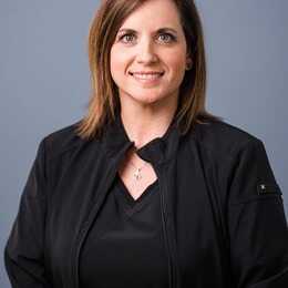 Lindsay R Profile Photo