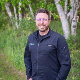 Dr. Nathan Bloom Profile Photo