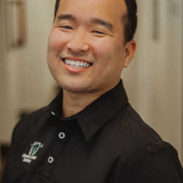 Dr. Nguyen Profile Photo