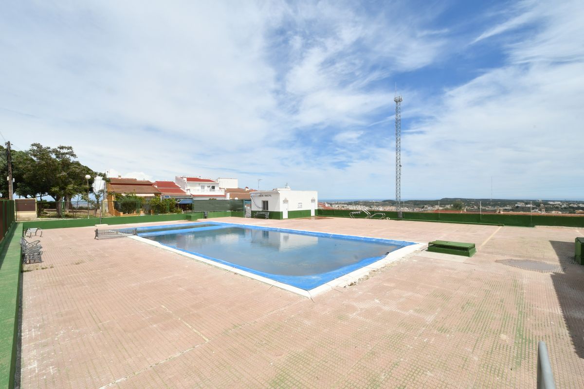 Commercial for sale in Ciudad Quesada €365,000 (BRE141)