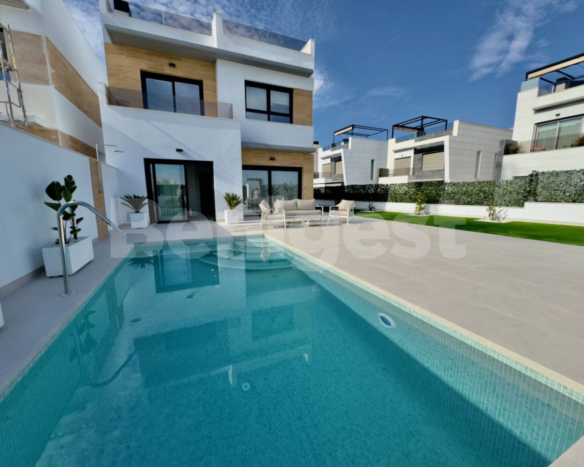 Villa in Benijofar