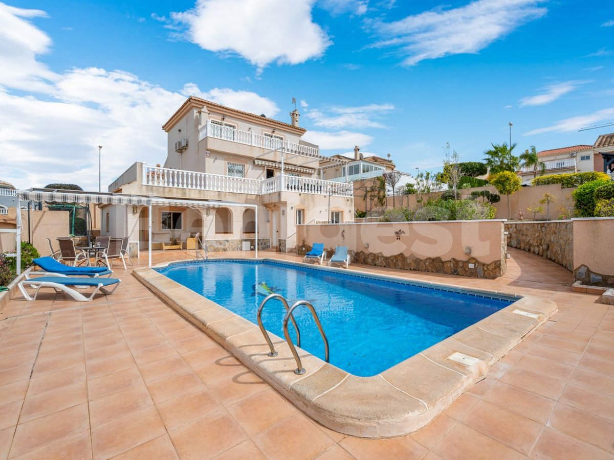 Villa in Rojales