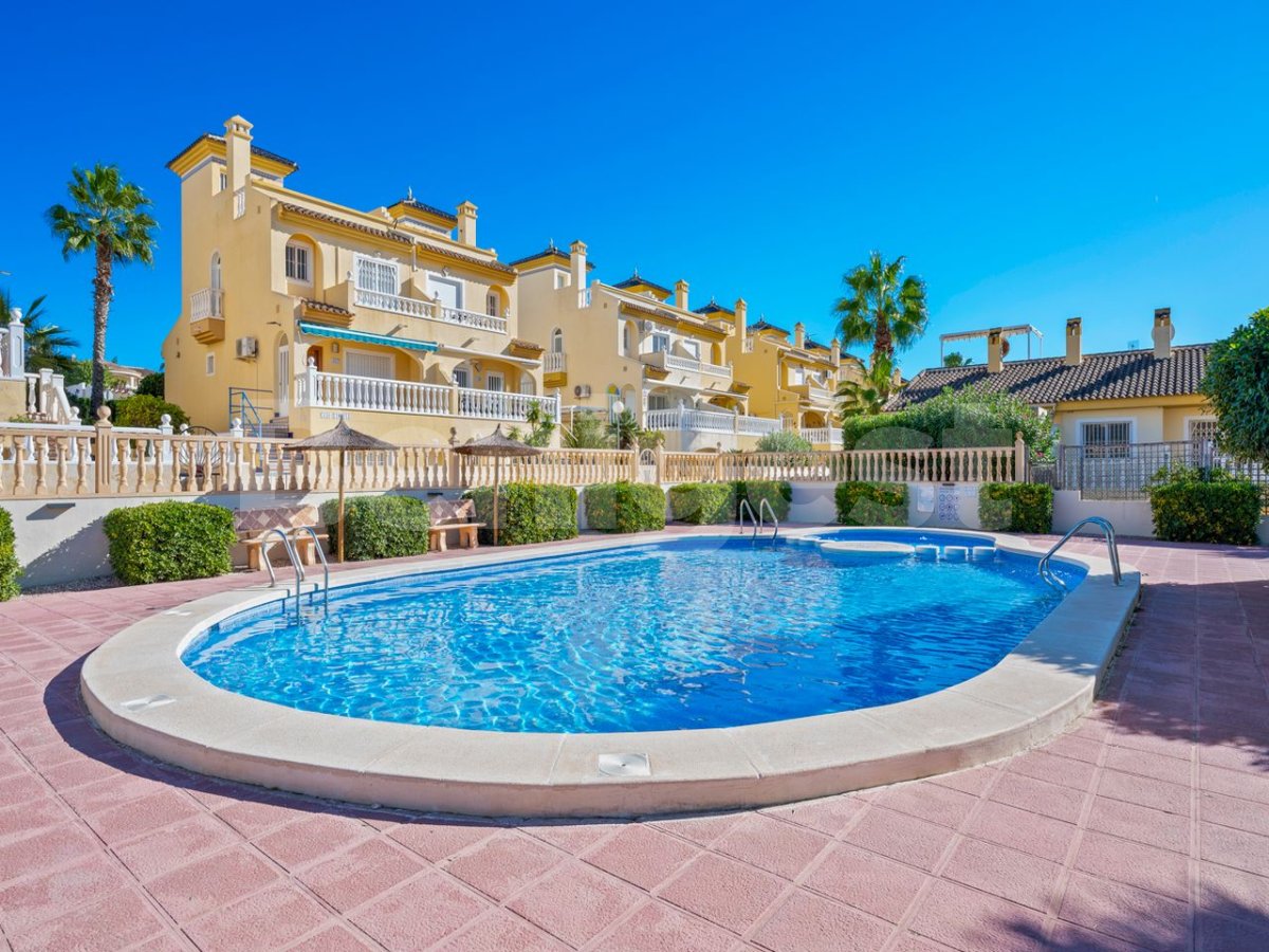 Semi-Detached Villa in Benijofar