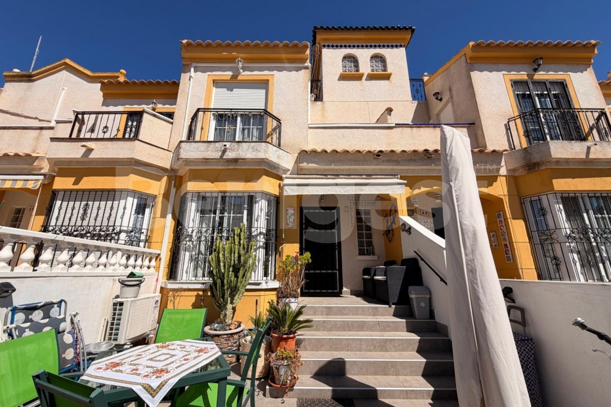 Townhouse in El Raso