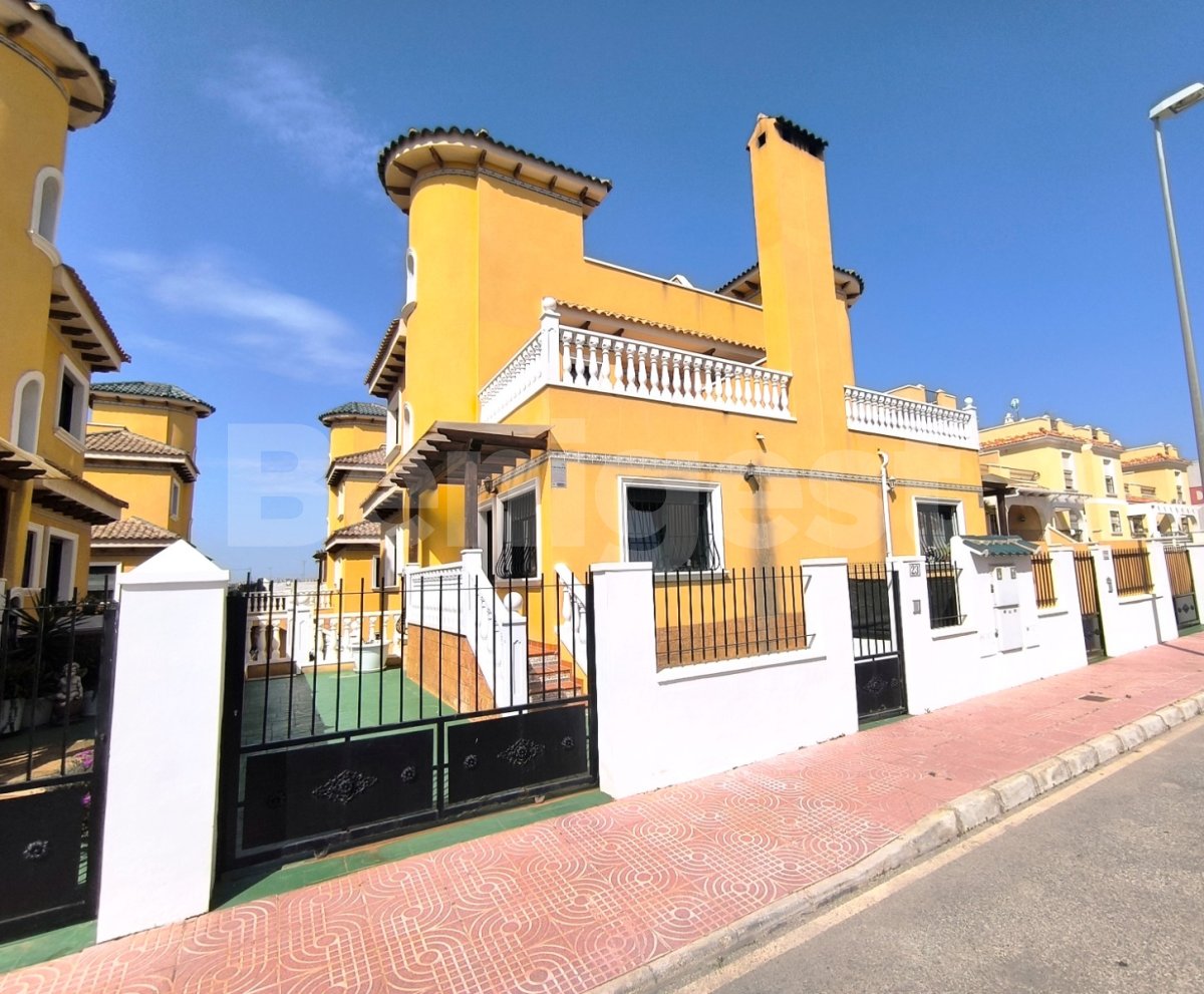 Semi - Detached Villa in Ciudad Quesada