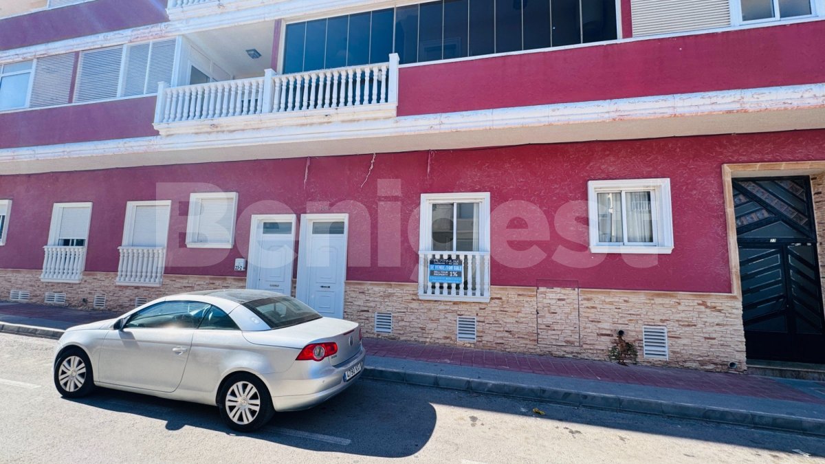 Apartment in Algorfa