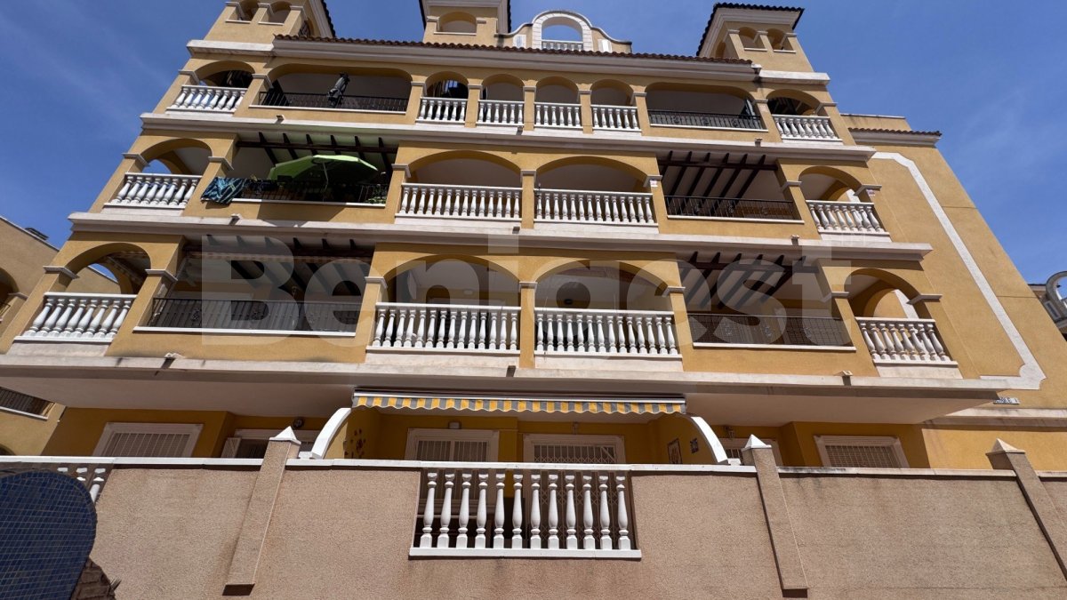 Apartment in Algorfa