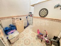 Semi detached townhouse with private garage (14)