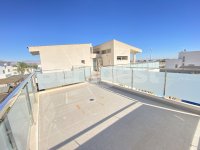 Stunning detached villa (24)