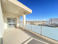 Stunning detached villa (23)