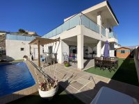 Stunning detached villa (19)