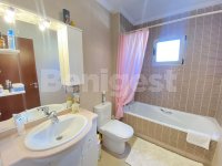 End large townhouse by the river  (14)